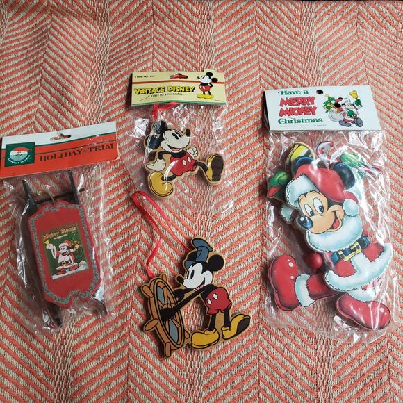 Vintage New in Package Merry Mickey Ornament Lot of 10 Incl. 2 Pck Garland RARE! - Picture 2 of 7